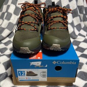 Columbia Men's Facet 60 Low Cut Shoes - Olive and Orange